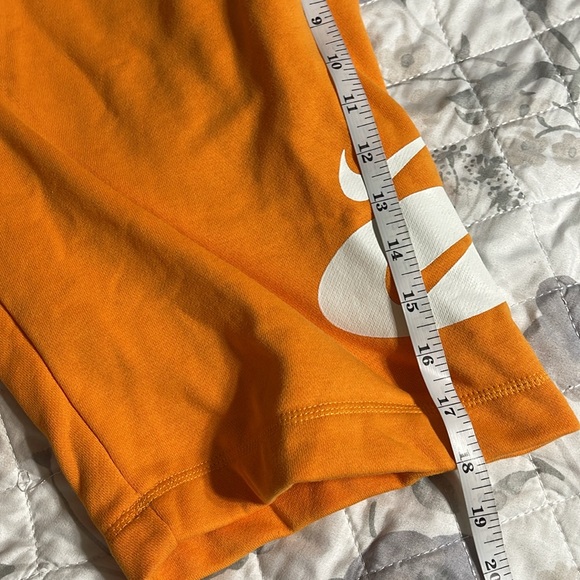 NWT boy’s Nike Sweat shorts L - Picture 4 of 8